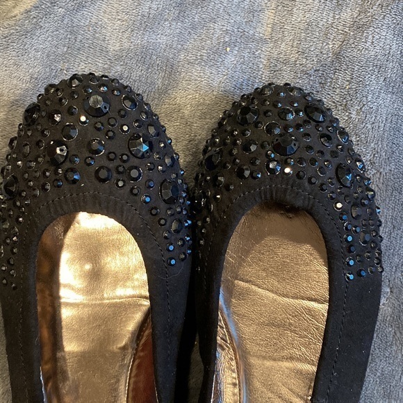 Holiday party Black suede flats with black studs Kathy Ban Zeeland size 5.5 - Picture 2 of 5